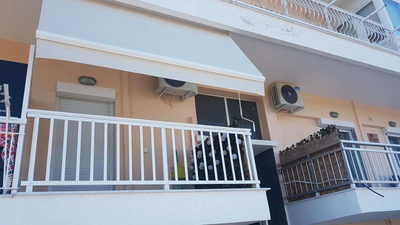 Eva Beach Studio Néa Péramos Exterior foto